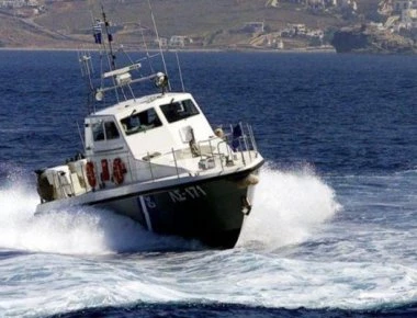Σύγκρουση δύο σκαφών στην Πάρο: Τραυματισμός 59χρονης